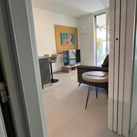 The Scape Apartment *